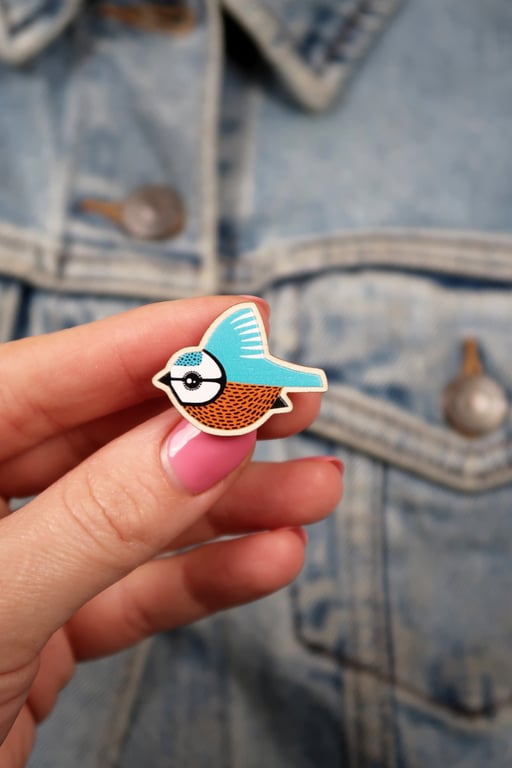 Blue tit wooden pin badge, British bird lover gift, blue tit brooch.