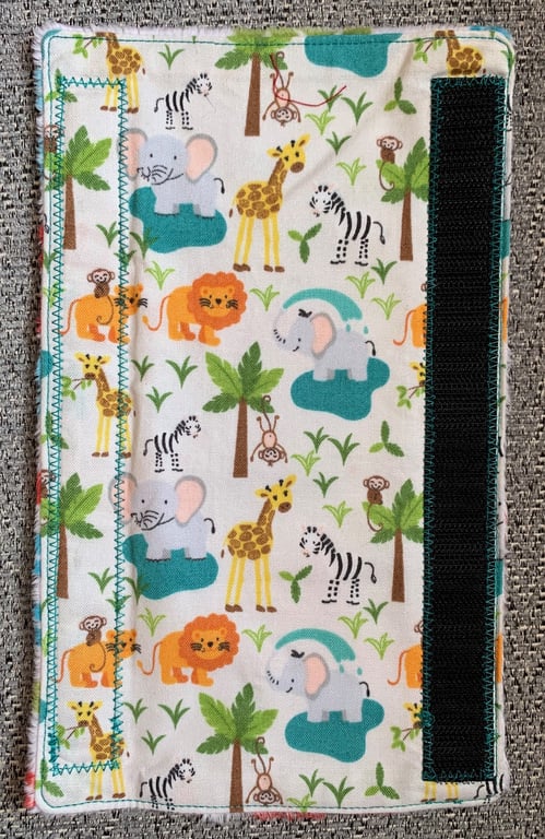 Jungle Animals Reversible Seat Belt Cover