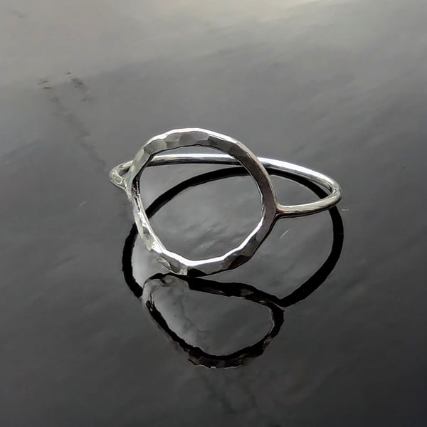 Hammered hoop ring - Silver ring