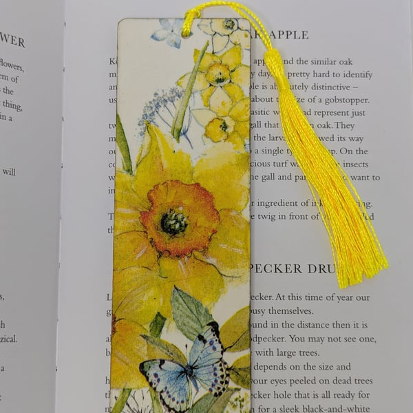 Daffodils wooden bookmark, spring flowers, gift for Mothers day