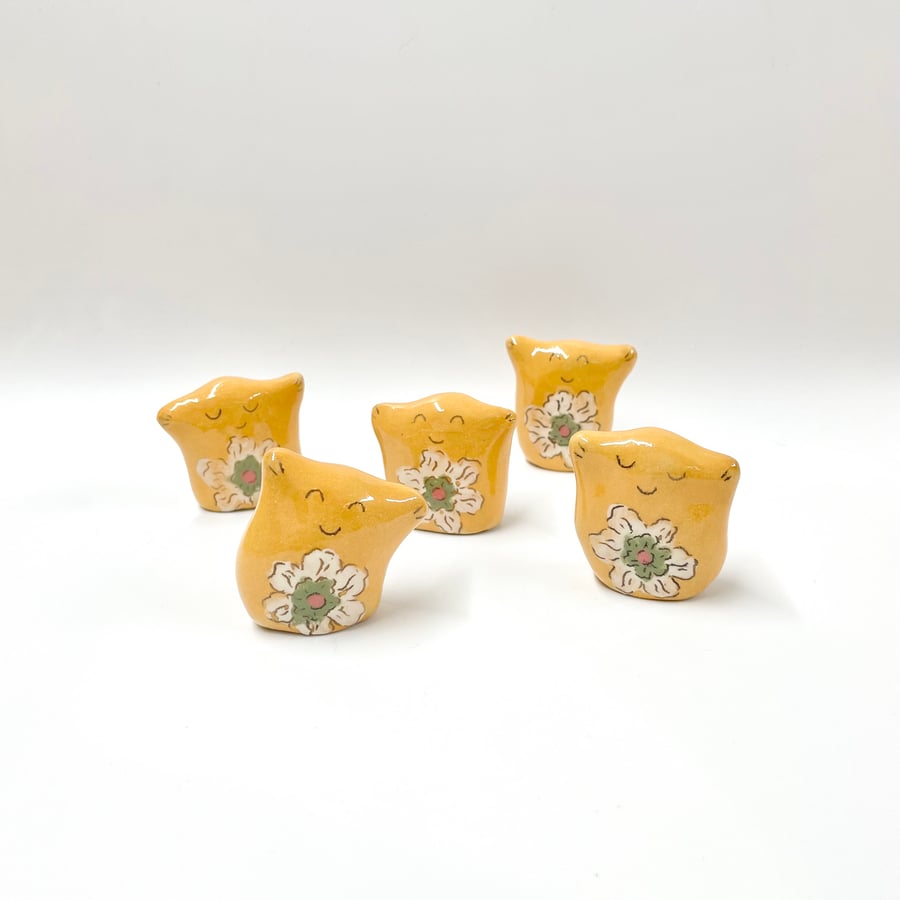 Hug Nugget Ceramic Pocket Pebble Love Affirmation Thinking of You Gift Yellow