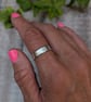 Sterling Silver 5mm Leaf Patterned Ring - JBJ4035 - Image 3