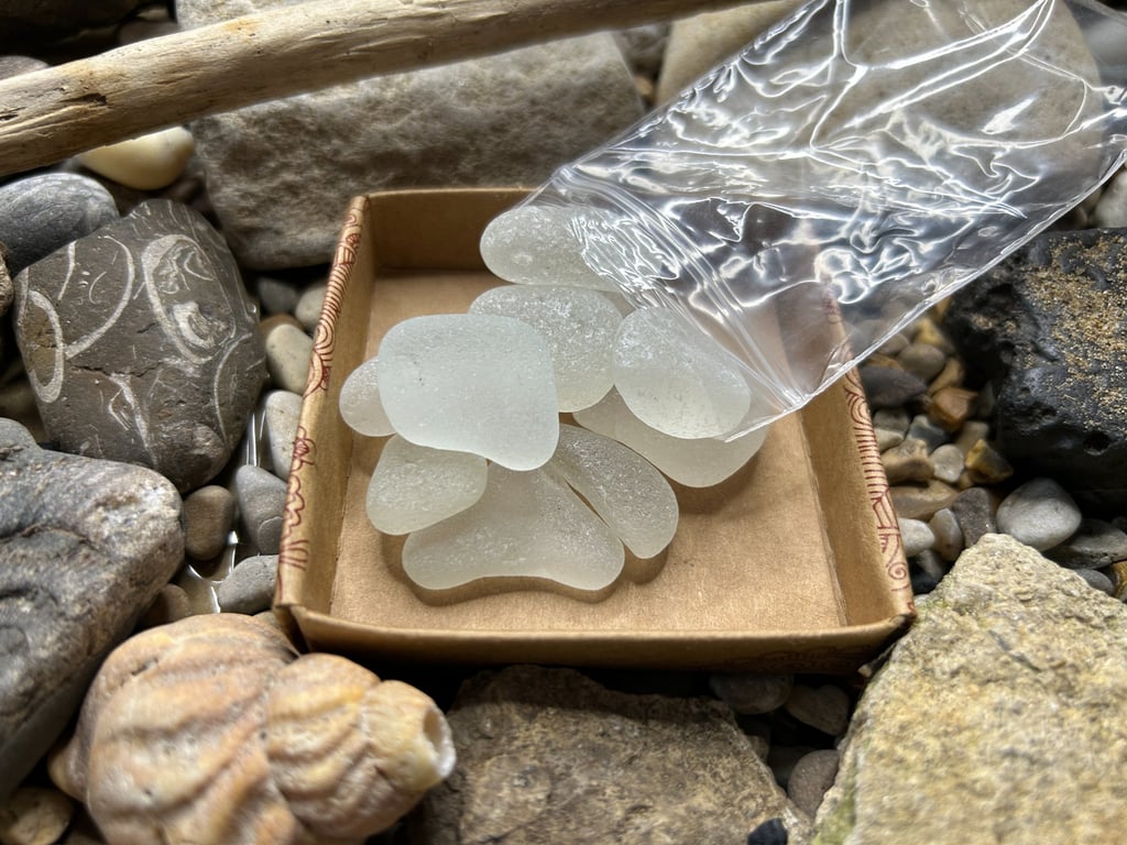 White frosted Seaham sea glass chunks - Jewellery quality - Mixed sizes