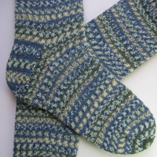 hand knit mens wool socks UK 9-11