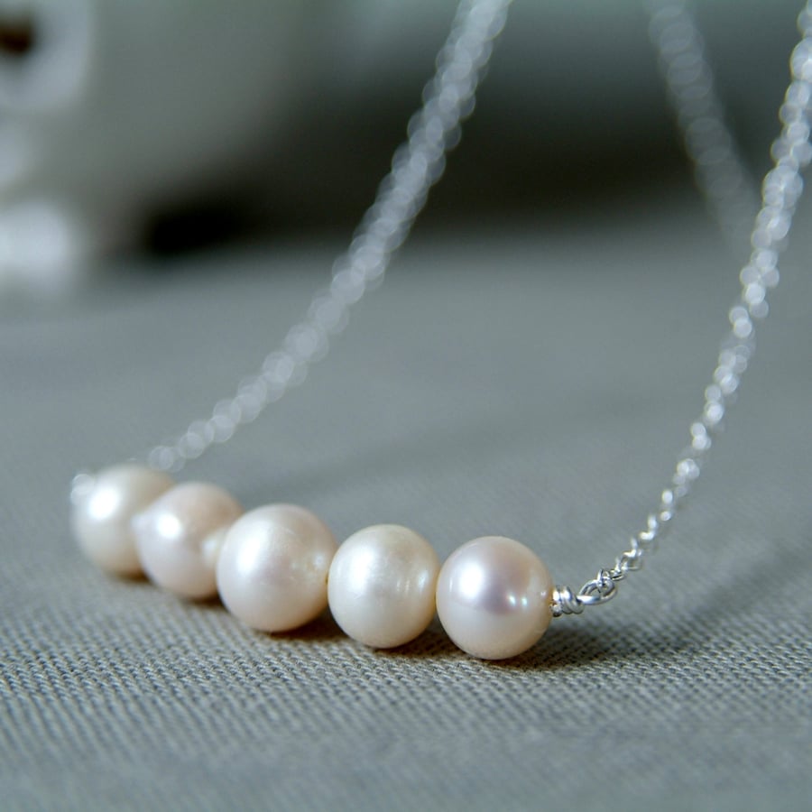Pearl Necklace Row in Sterling Silver