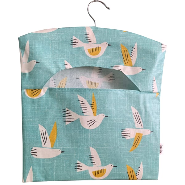 Fly Away Peg Bag