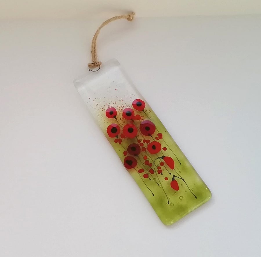 Poppy suncatcher, fused glass hanger, gift for Mum, glass art, red poppies.