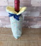 Geometric insulated bottle gift bag - Image 2