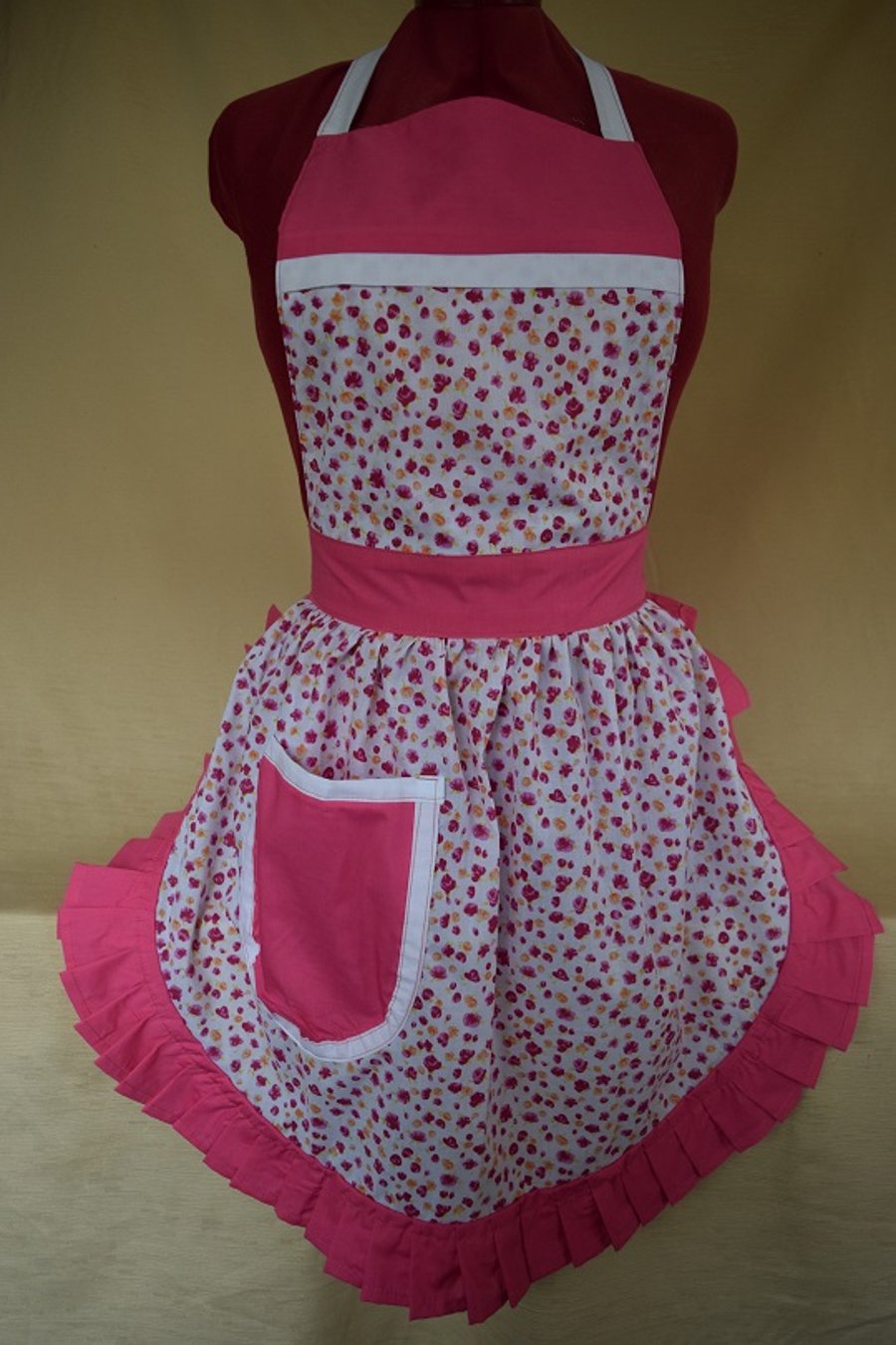 Vintage 50s Style Full Apron Pinny - Ditsy Pink & White