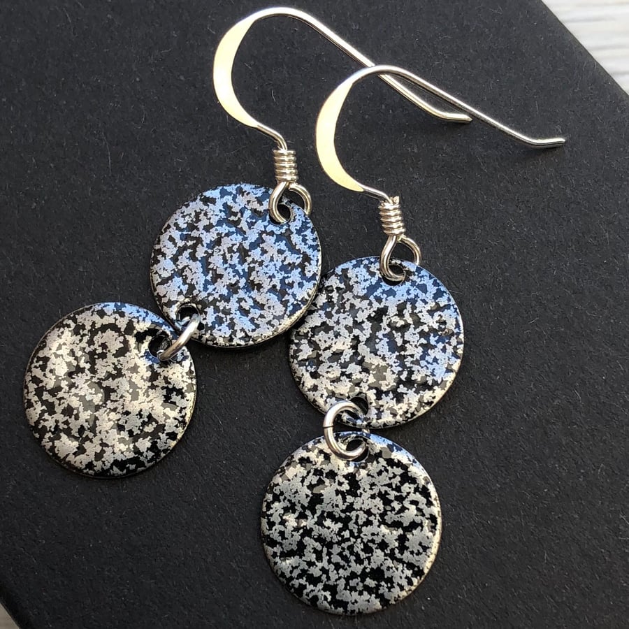Mottled black and silver geometric enamel earrings 