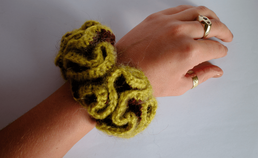 Crocheted Scrunchie 