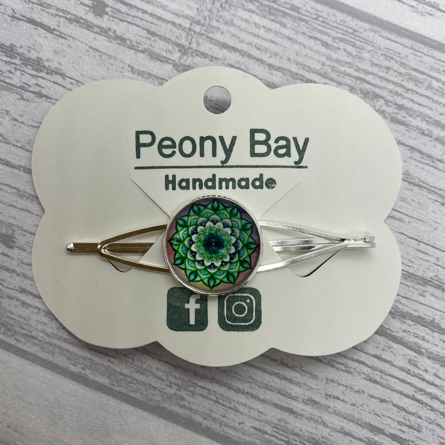 Women’s hair clip, hair slide, green