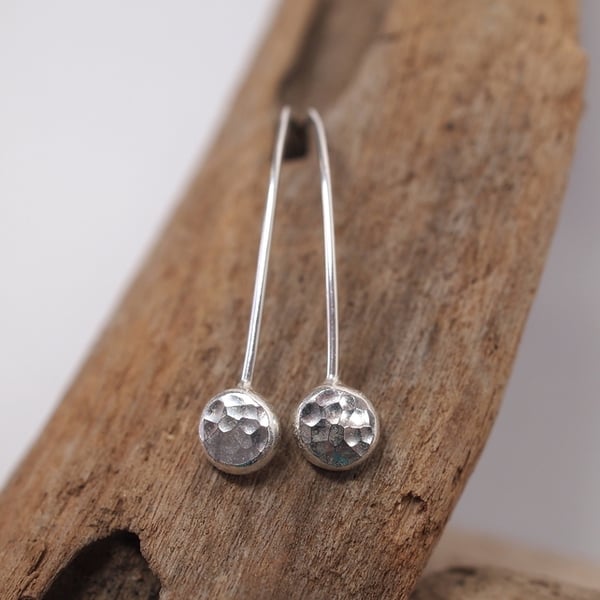 Silver pebble earrings, hammered silver drop earrings, recycled, Eco-friendly
