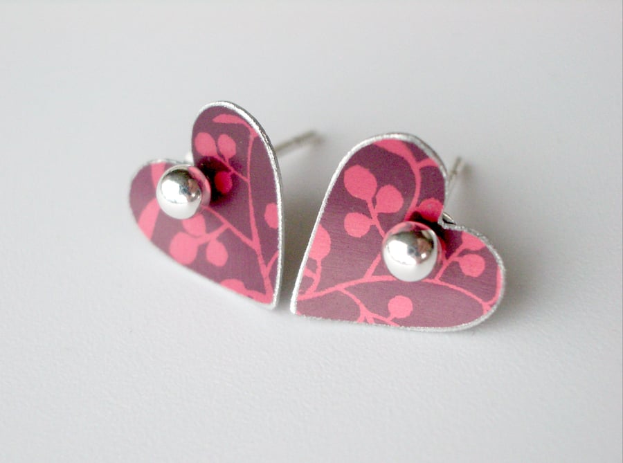   Heart studs earrings in plum and red with berries