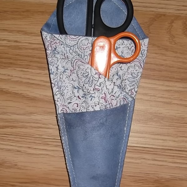 3 Pocket storage - Scissors, Art brushes, Pencils, Craft tools holder