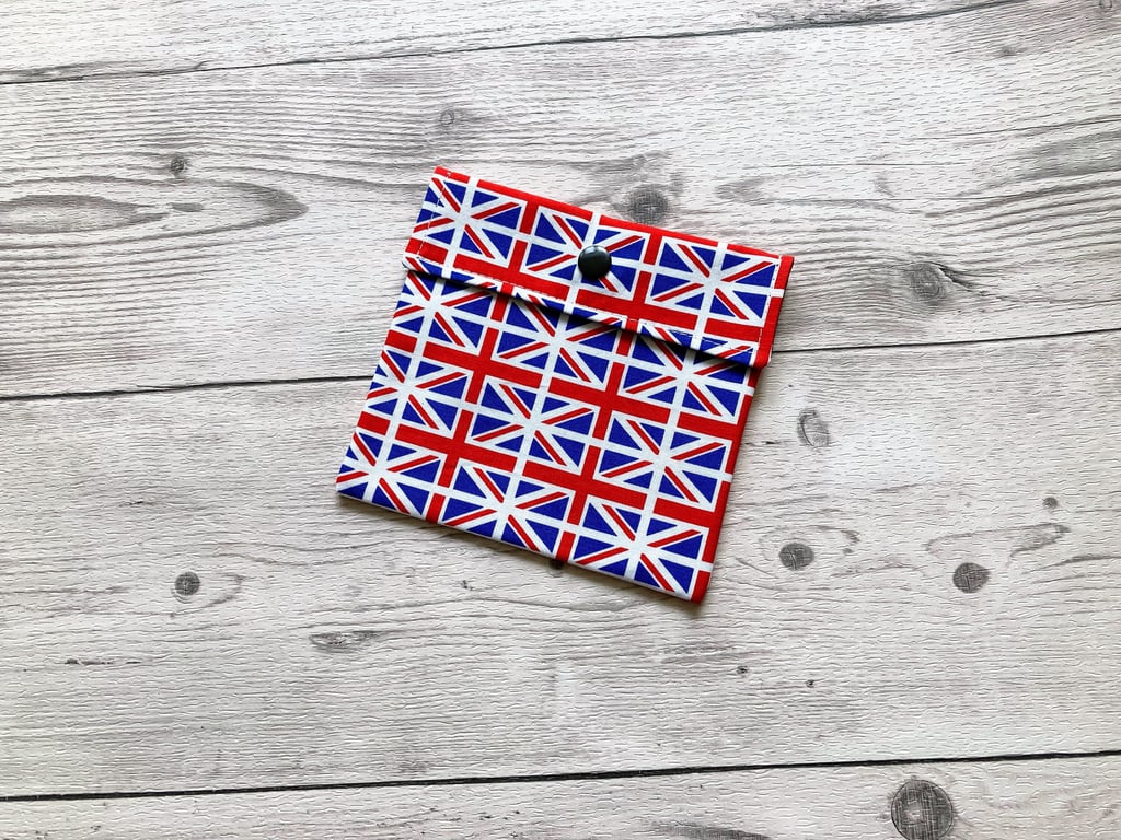 Great Britain Union Jack themed discreet sanitary fabric pouch.