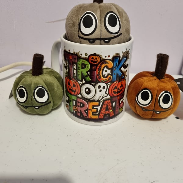 Halloween Trick or Treat Mug 