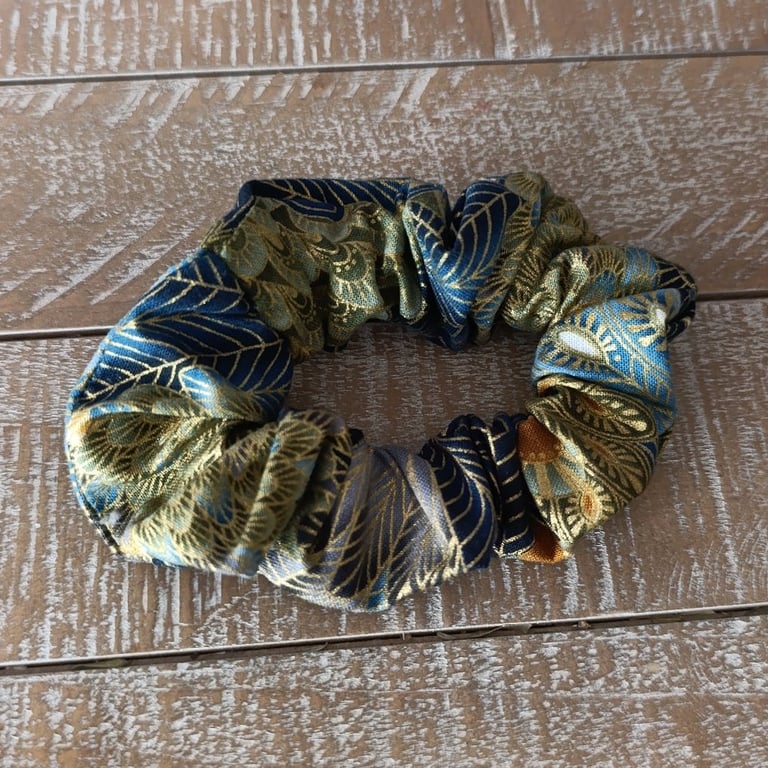 Japanese inspired scrunchie 