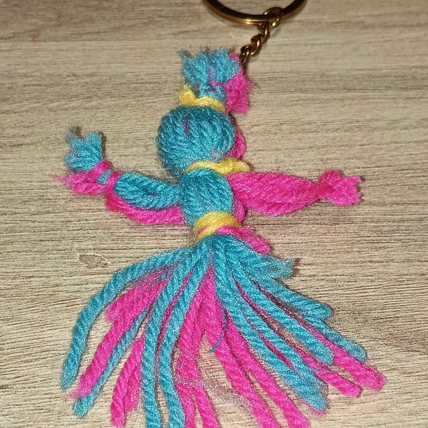 Wool yarn doll keyring x3
