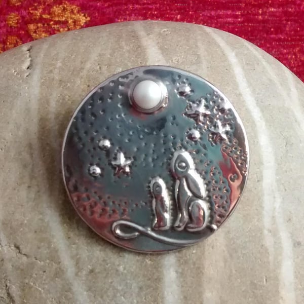 Moongazing Hares Brooch with Swarovski Pearl Moon