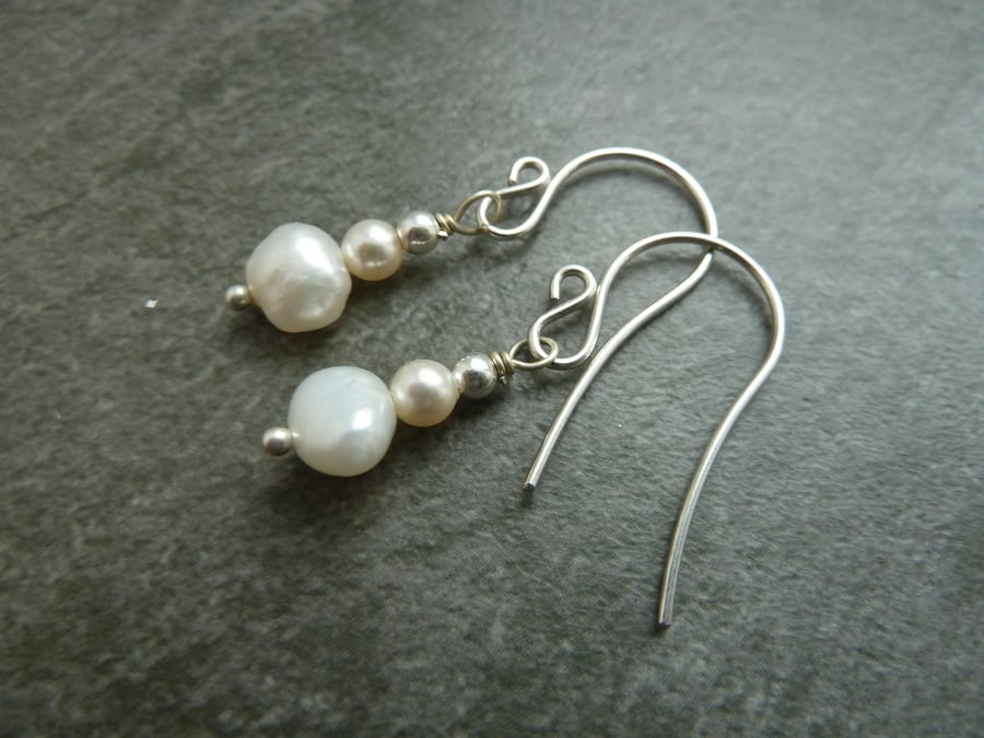 sterling silver earrings, freshwater pearl