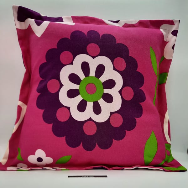 Hot pink retro flower cushion cover envelope back 18"