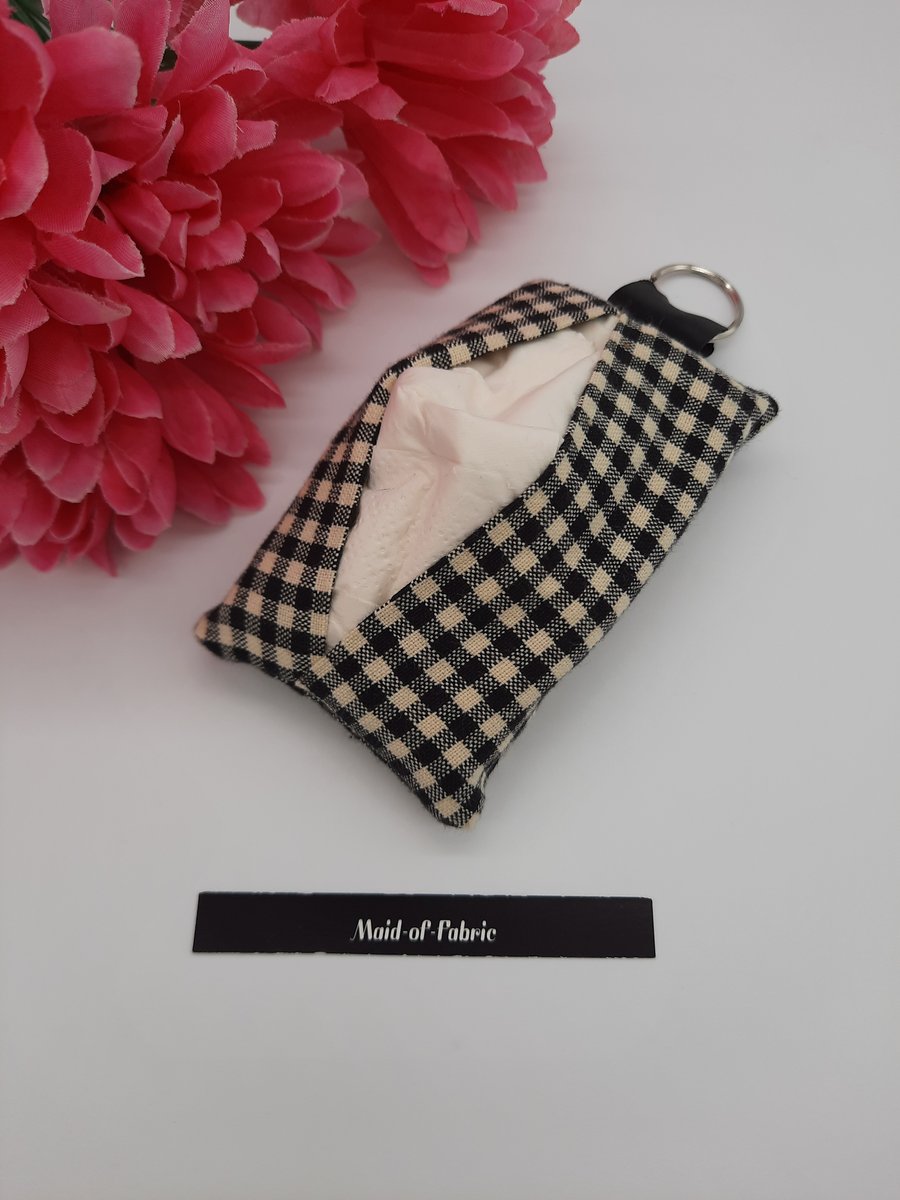 Keyring pocket tissue holder in black and cream check.