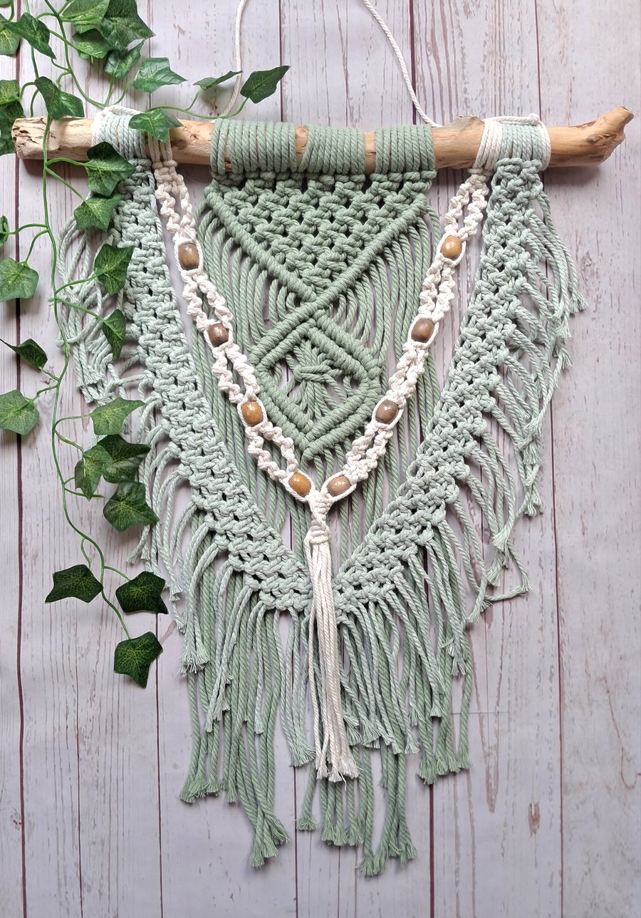 Macrame wall decoration 
