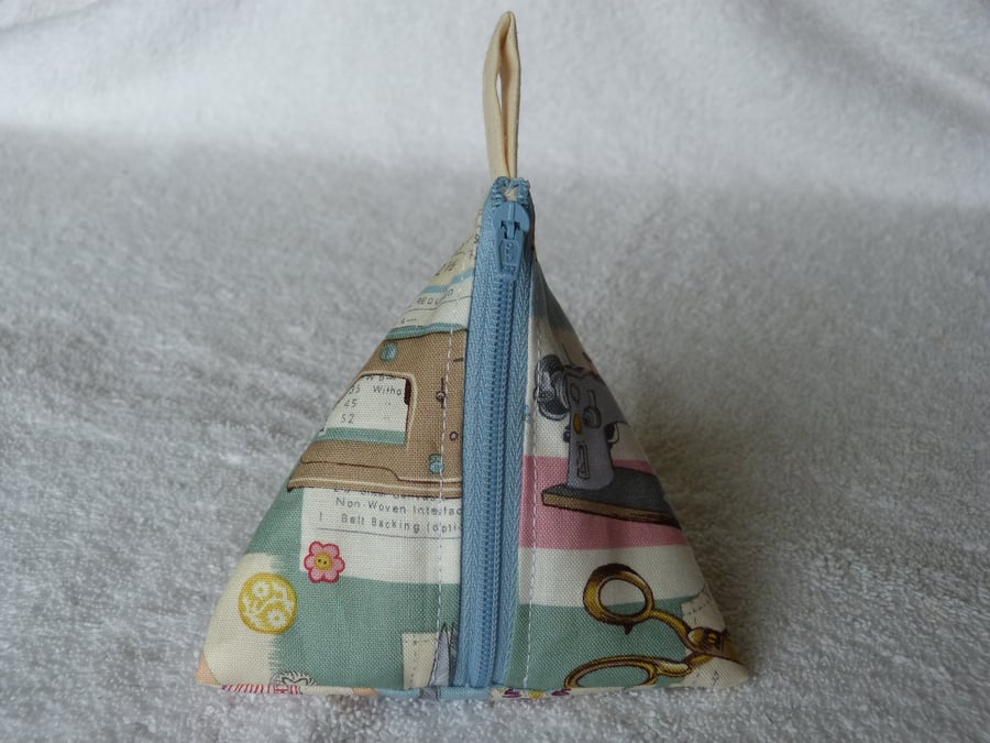  Stitch Marker Holder. Mini Pyramid Purse. Sewing Notions Holder. Sewing Notions