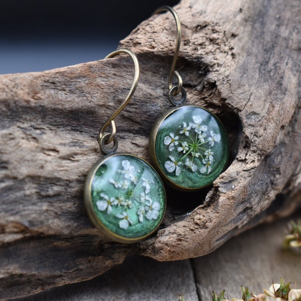 Hypoallergenic Real Pressed Flower Resin Earrings, Titanium Ear Hooks, Green