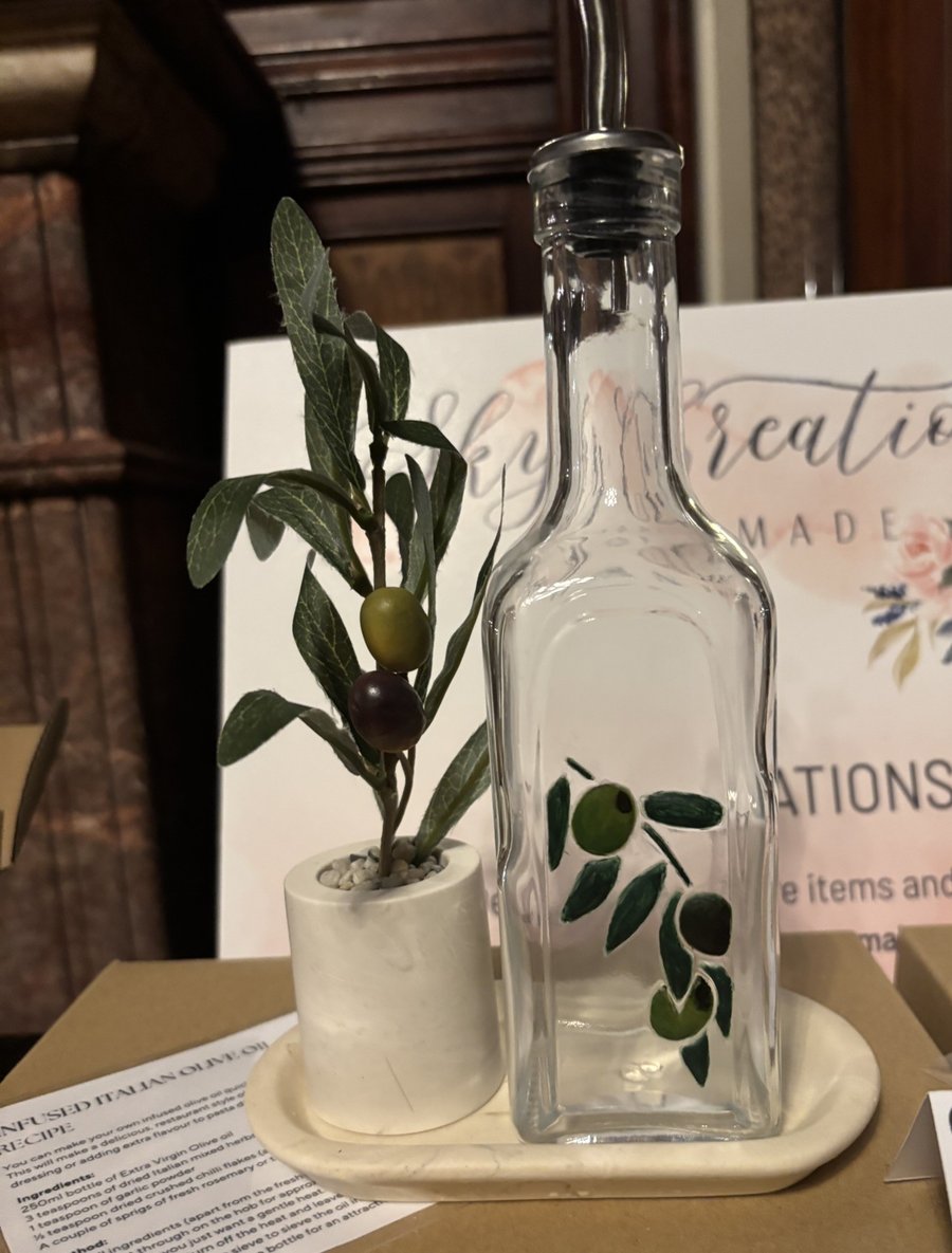 Olive Oil Pourer & plant set  (incl.FREE UK postage)