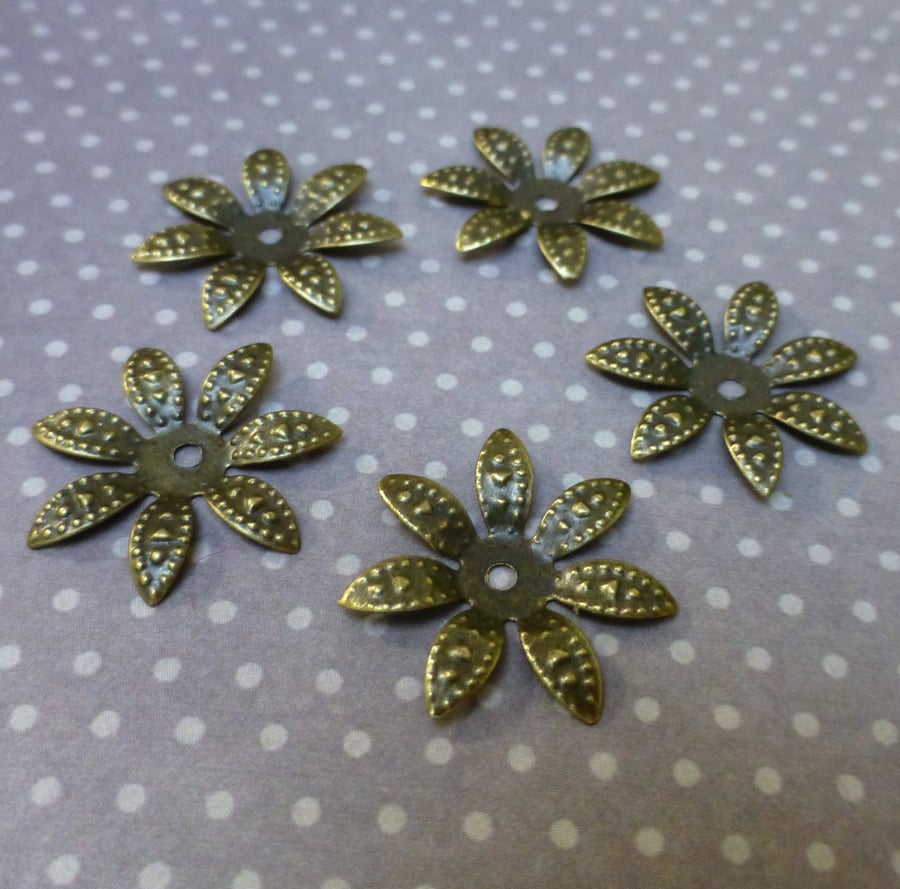Pack of 100 - Iron Flower Bead Caps 