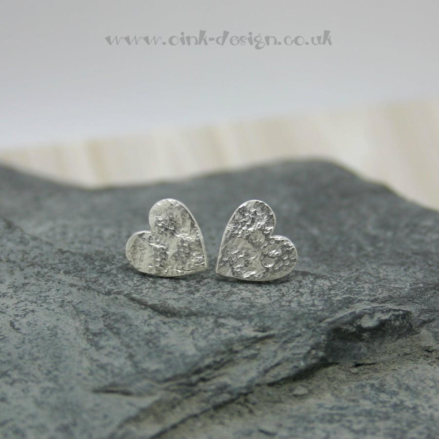  Fine silver heart stud earrings