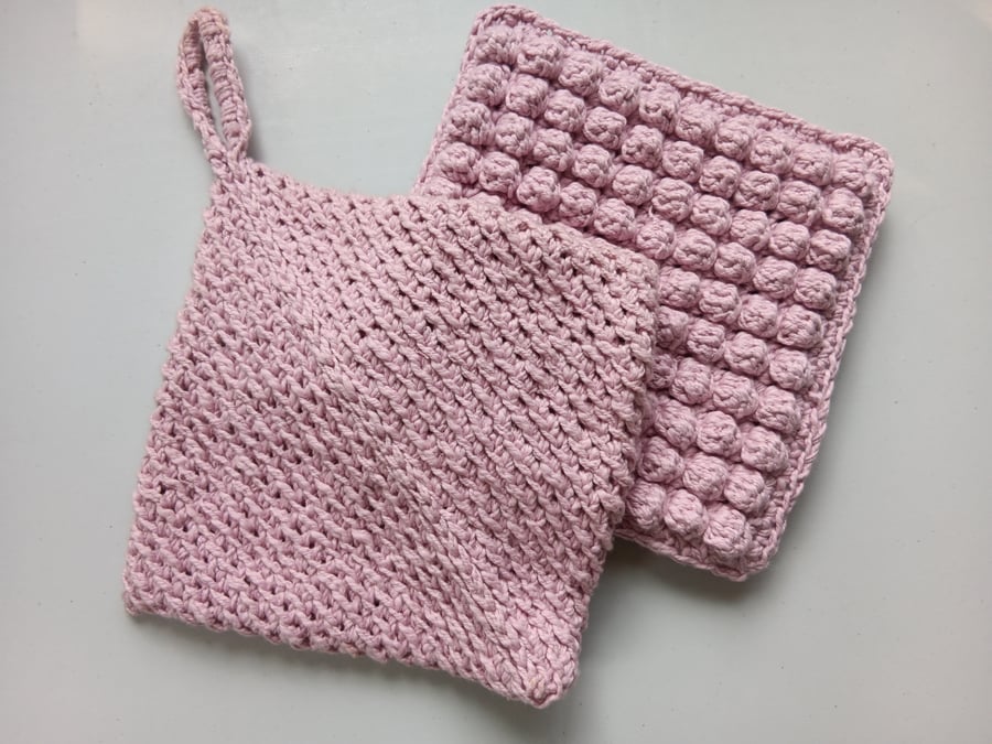 Crochet Pot Holder and Pot Stand Kitchen Set (Shell Pink)