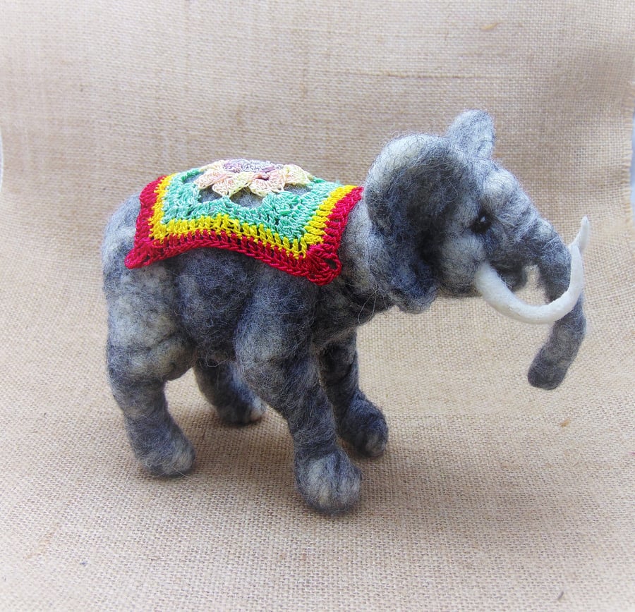 Needle Felted Elephant, Elephant With Crochet Blanket, Small Elephant Ornament