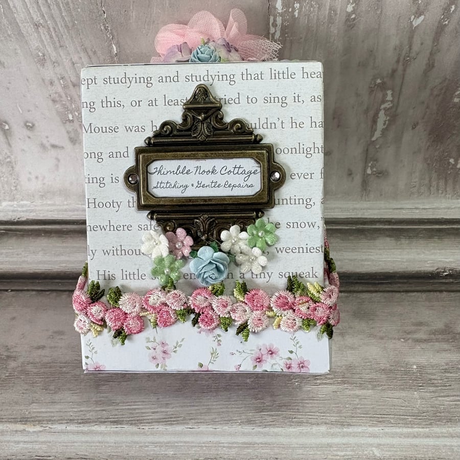 Decoration - Box 3D Village Scene - CR 0042