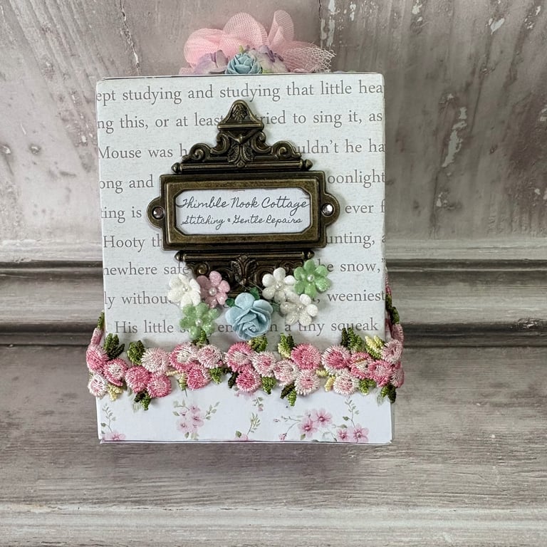 Decoration - Box 3D Village Scene - CR 0042