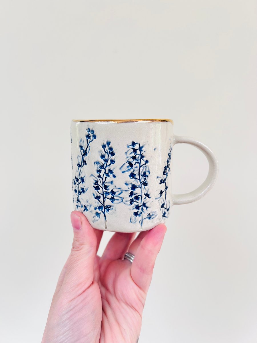Botanical mug with gold rim 