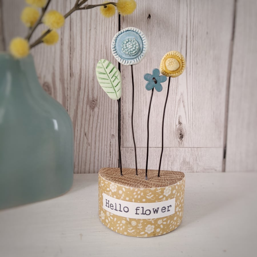 Clay and Button Flower Garden in a Floral Wood Block 'Hello flower'