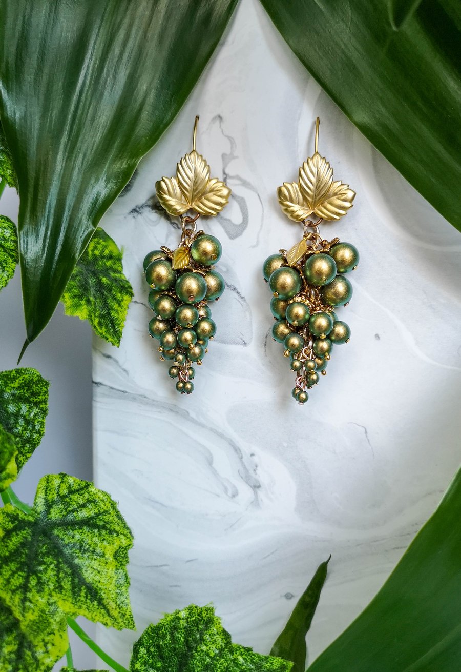 Swarovski pearls shimmering green and gold cluster earrings