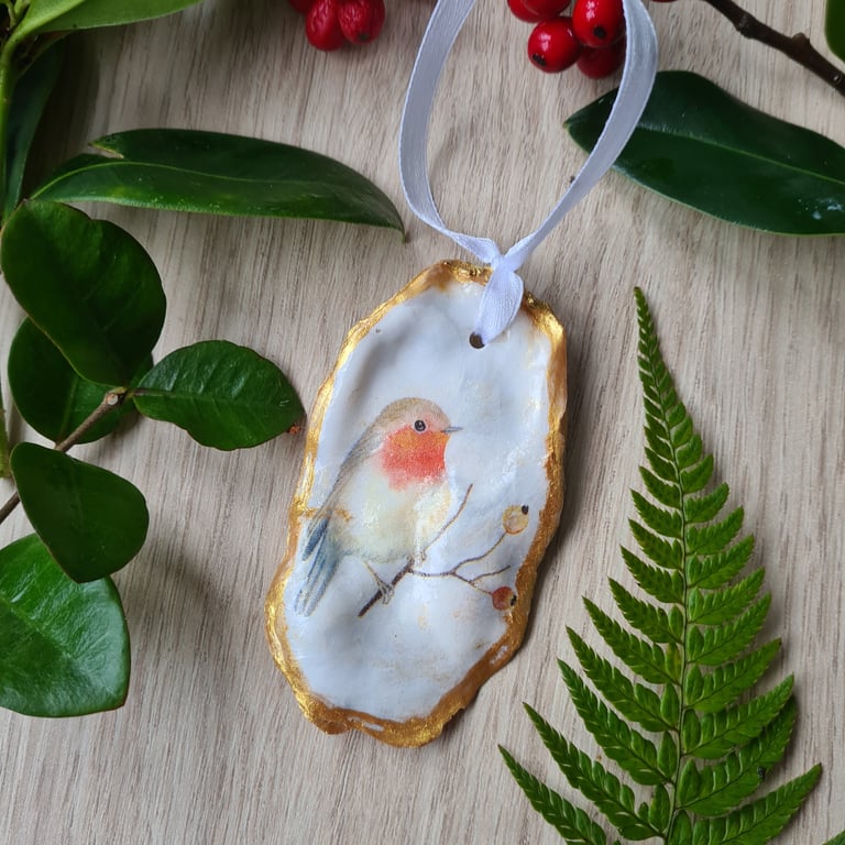 Christmas oyster shell robin hanging decoration