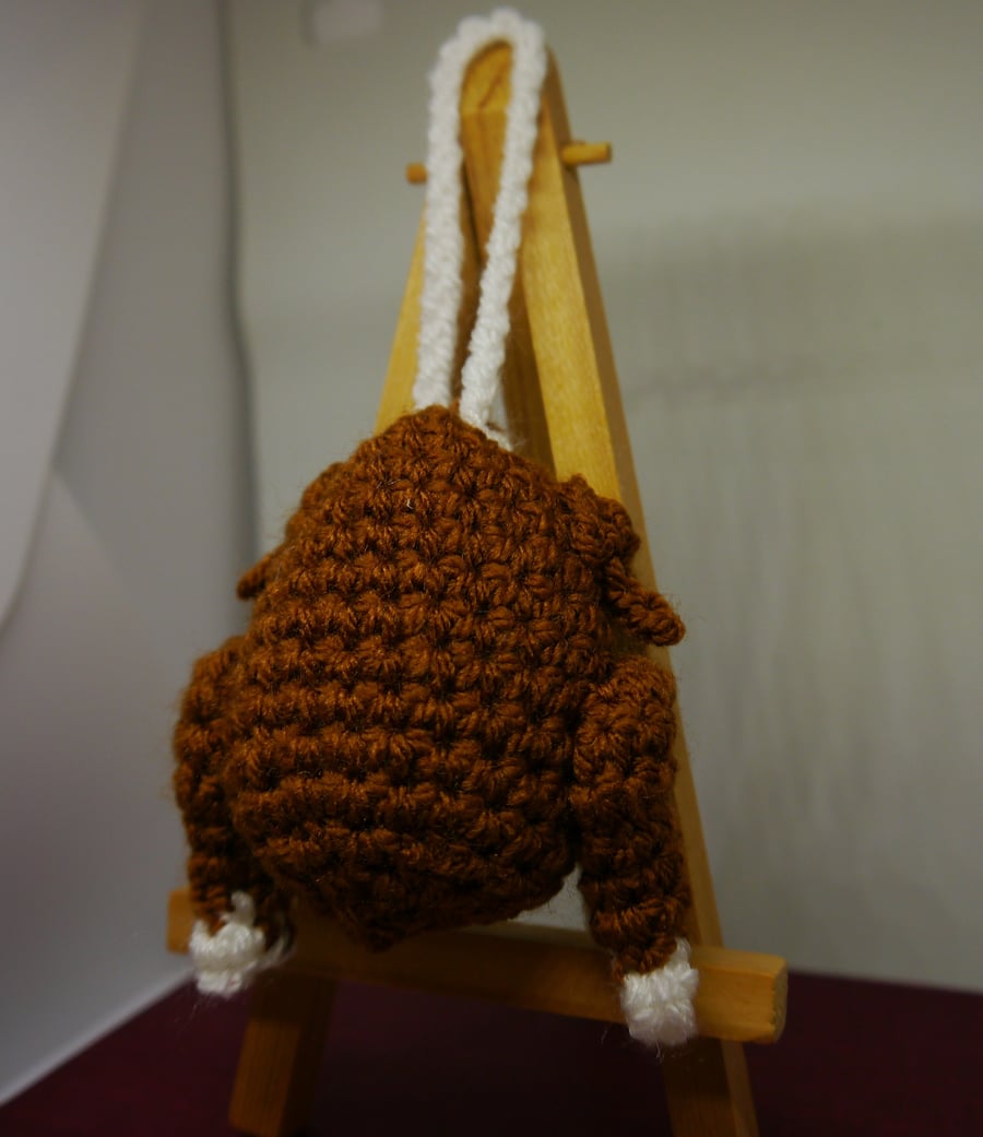 Crochet Christmas turkey decoration.