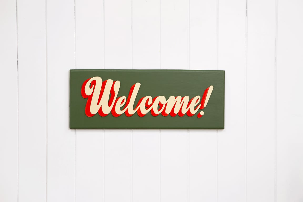 WOODEN TYPOGRAPHIC SIGN: WELCOME - GREEN