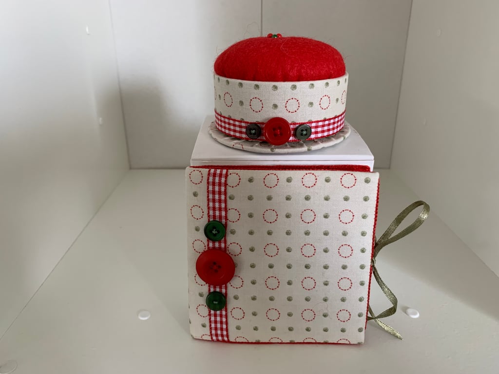 Pincushion and Needlebook Set