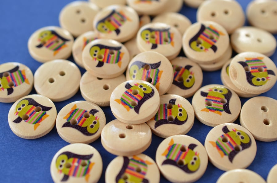 15mm Wooden Rainbow Penguin Buttons 10pk Kids Buttons (SAN4)