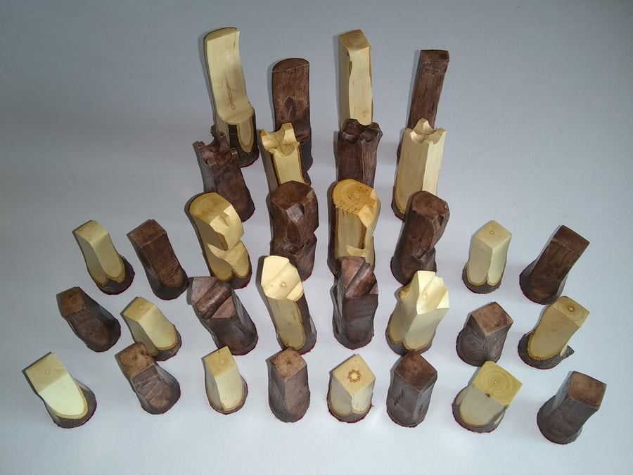 Handcarved chess set, 32 pieces in applewood, 1" - 2.5" tall