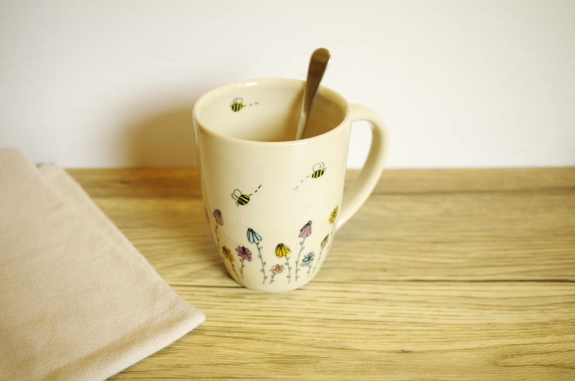 Mug - Bee and Flowers