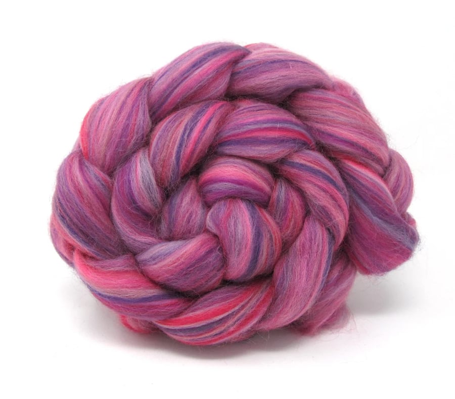 Blackcurrant Liquorice Merino wool Bamboo Combed Top Roving 100g 