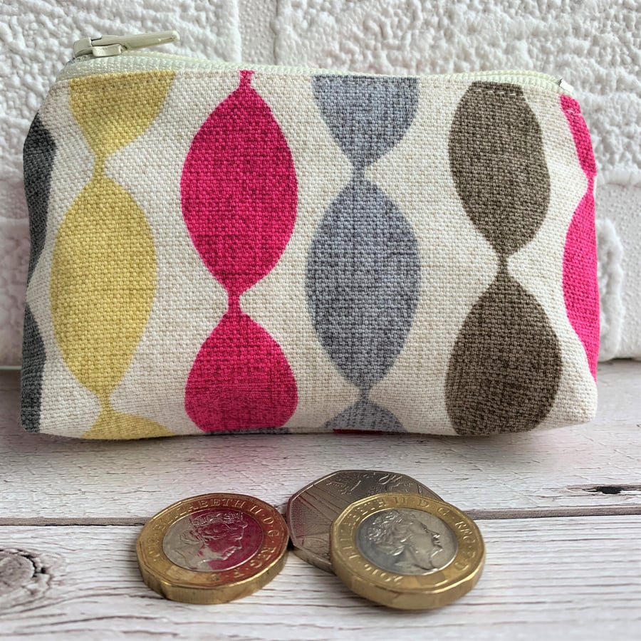 Small purse, coin purse with abstract wiggly stripes in bright colours