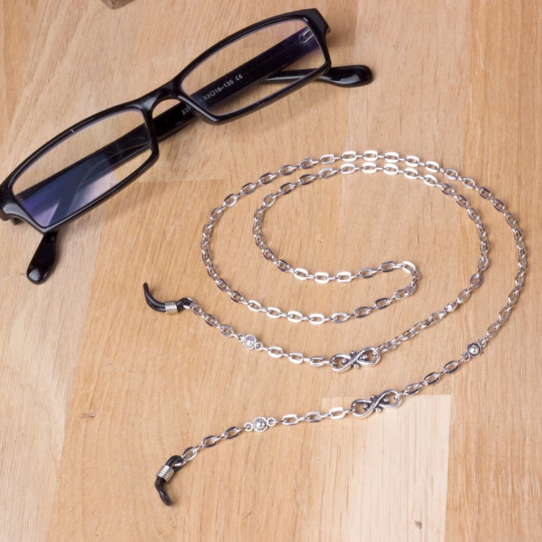 Infinity link silver glasses chain - Unisex